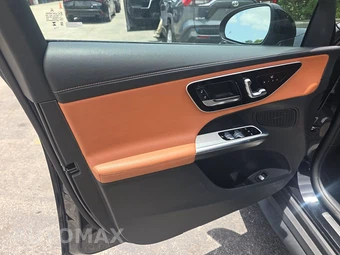 2023 Mercedes-Benz GLC 300 – miniatura 9