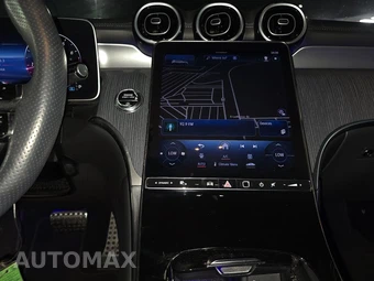 2023 Mercedes-Benz GLC 300 – miniatura 11