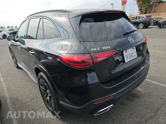 2023 Mercedes-Benz GLC 300 – miniatura 6