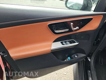 2023 Mercedes-Benz GLC 300 – miniatura 9