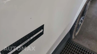 2023 Mercedes-Benz GLC 300 – miniatura 5