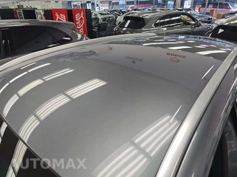2023 Mercedes-Benz GLC 300 – miniatura 12