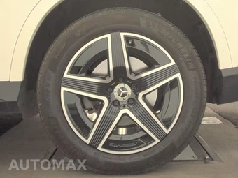 2023 Mercedes-Benz GLC 300 – miniatura 12