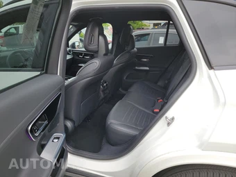 2023 Mercedes-Benz GLC 300 – miniatura 19
