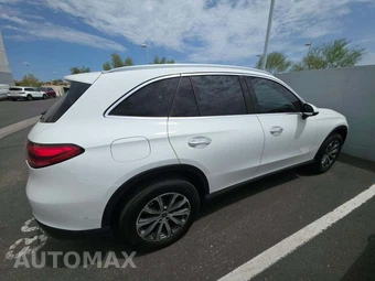 2023 Mercedes-Benz GLC 300 - miniatura 4