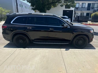 2023 Mercedes-Benz GLS 450 4MATIC - miniatura 2