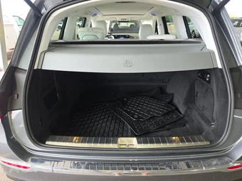 2023 Mercedes-Benz Maybach GLS 600 4MATIC – miniatura 16
