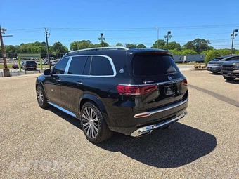 2023 Mercedes-Benz Maybach GLS 600 4MATIC - miniatura 2