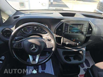 2023 Mercedes-Benz Metris Cargo Van 126.0" WB – miniatura 11