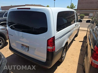 2023 Mercedes-Benz Metris Passenger Van 126.0" WB – miniatura 3
