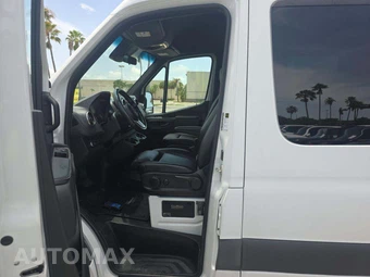 2023 Mercedes-Benz Sprinter 2500 Base – miniatura 3