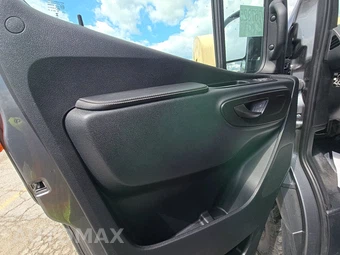 2023 Mercedes-Benz Sprinter 2500 Cargo Van 144.0" WB - miniatura 3