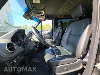 2023 Mercedes-Benz Sprinter 2500 Cargo Van 144.0" WB – miniatura 6