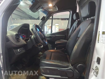 2023 Mercedes-Benz Sprinter 2500 Cargo Van High Roof 170.0" WB - miniatura 7