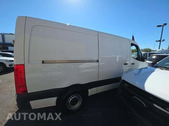 2023 Mercedes-Benz Sprinter 2500 Cargo Van Standard Roof 144.0" WB – miniatura 4