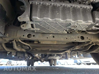 2023 Mercedes-Benz Sprinter 3500XD Cab Chassis – miniatura 17