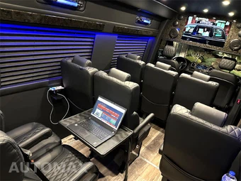 2023 Mercedes-Benz Sprinter 3500XD Cargo Van DRW High Roof 170.0" WB - miniatura 25