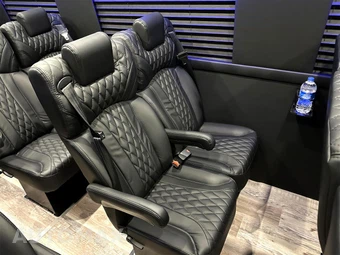2023 Mercedes-Benz Sprinter 3500XD Cargo Van DRW High Roof 170.0" WB - miniatura 7
