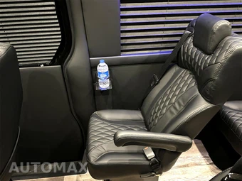 2023 Mercedes-Benz Sprinter 3500XD Cargo Van DRW High Roof 170.0" WB - miniatura 8