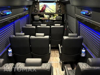 2023 Mercedes-Benz Sprinter 3500XD Cargo Van DRW High Roof 170.0" WB - miniatura 9