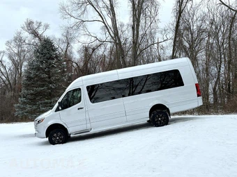2023 Mercedes-Benz Sprinter 3500XD Cargo Van DRW High Roof 170.0" WB - miniatura 44