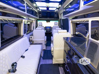 2023 Mercedes-Benz Sprinter 3500XD Cargo Van DRW High Roof 170.0" WB - miniatura 19