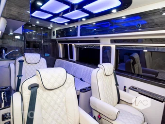 2023 Mercedes-Benz Sprinter 3500XD Cargo Van DRW High Roof 170.0" WB - miniatura 2
