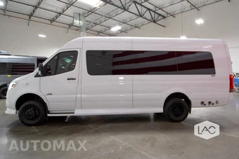 2023 Mercedes-Benz Sprinter 3500XD Cargo Van DRW High Roof 170.0" WB - miniatura 28