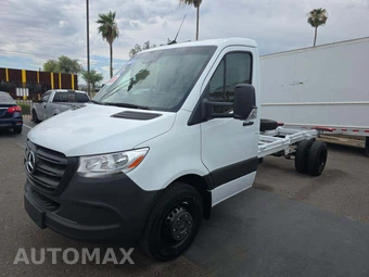 2023 Mercedes-Benz Sprinter 4500 Cab Chassis DRW