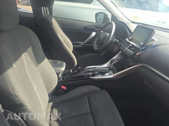2023 Mitsubishi Eclipse Cross LE – miniatura 8