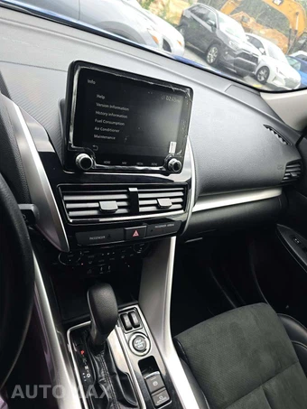 2023 Mitsubishi Eclipse Cross SEL – miniatura 10