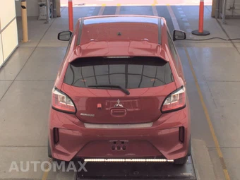 2023 Mitsubishi Mirage ES – miniatura 5