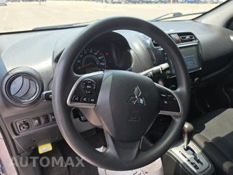 2023 Mitsubishi Mirage G4 ES – miniatura 10