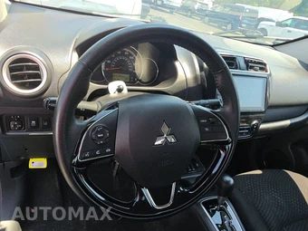 2023 Mitsubishi Mirage G4 SE - miniatura 10