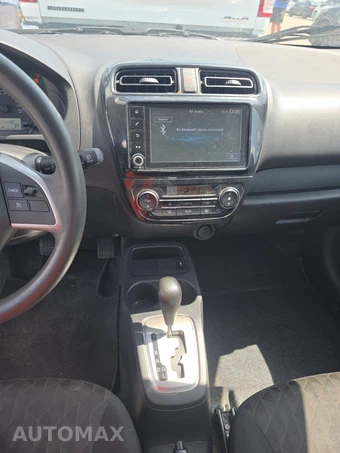 2023 Mitsubishi Mirage SE – miniatura 11
