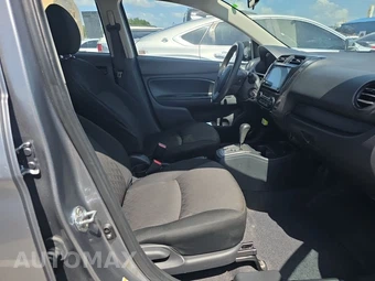 2023 Mitsubishi Mirage SE – miniatura 8