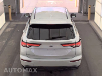 2023 Mitsubishi Outlander ES - miniatura 5