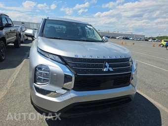 2023 Mitsubishi Outlander ES - miniatura 2