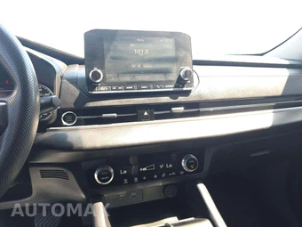 2023 Mitsubishi Outlander ES - miniatura 10
