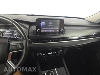 2023 Mitsubishi Outlander ES - miniatura 11