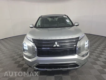 2023 Mitsubishi Outlander ES - miniatura 2