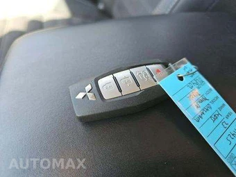 2023 Mitsubishi Outlander PHEV SE - miniatura 8