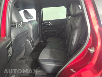 2023 Mitsubishi Outlander SE Black Edition - miniatura 13