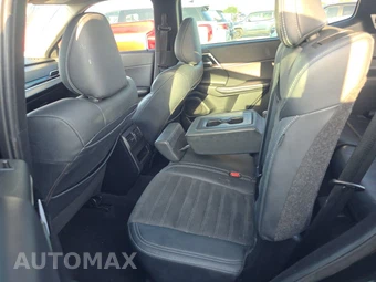 2023 Mitsubishi Outlander SE - miniatura 13