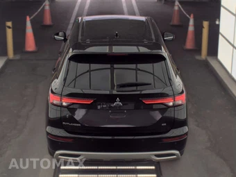 2023 Mitsubishi Outlander SE - miniatura 5