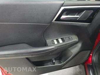 2023 Mitsubishi Outlander SE - miniatura 9