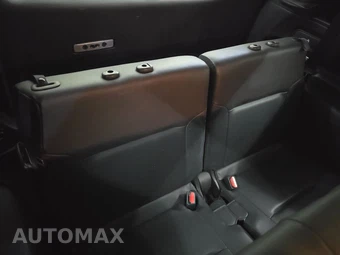 2023 Mitsubishi Outlander SE - miniatura 14