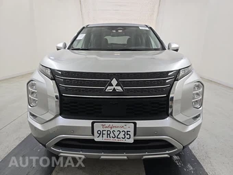 2023 Mitsubishi Outlander SE - miniatura 2