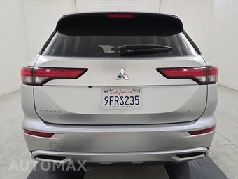 2023 Mitsubishi Outlander SE - miniatura 5