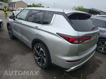 2023 Mitsubishi Outlander SE - miniatura 2